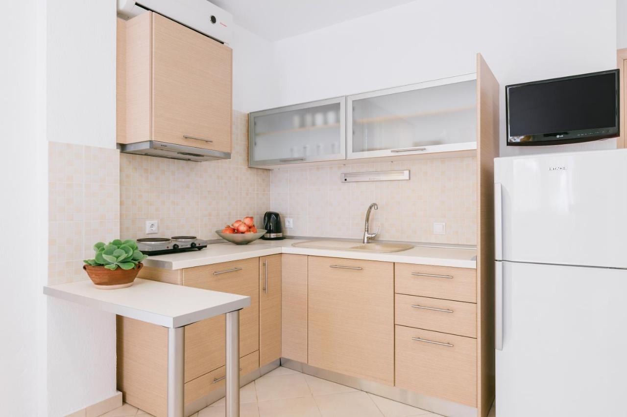 Anastasia Apartments ハニオティス エクステリア 写真